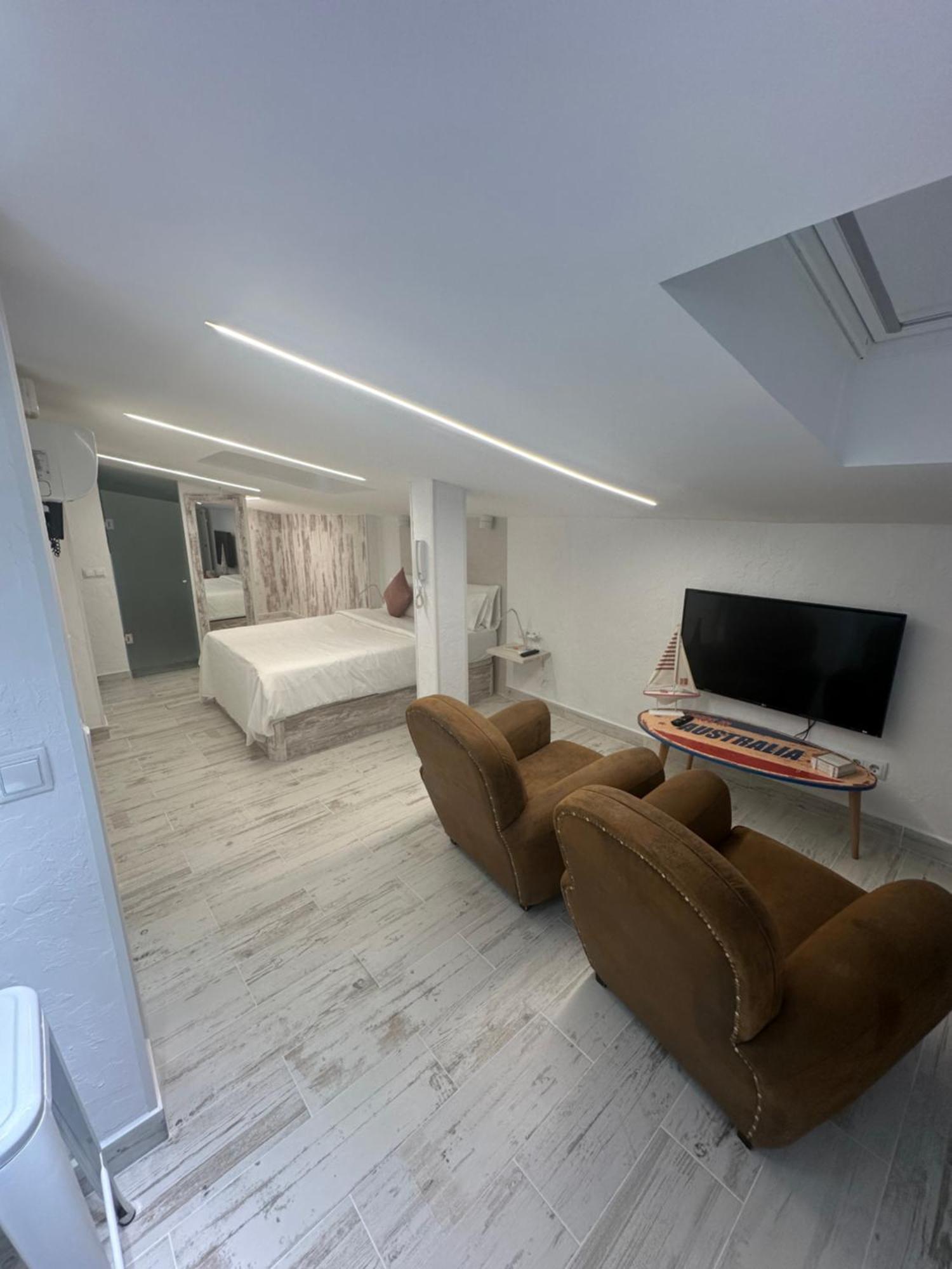T-Homes - Cuenca Madrid Bagian luar foto