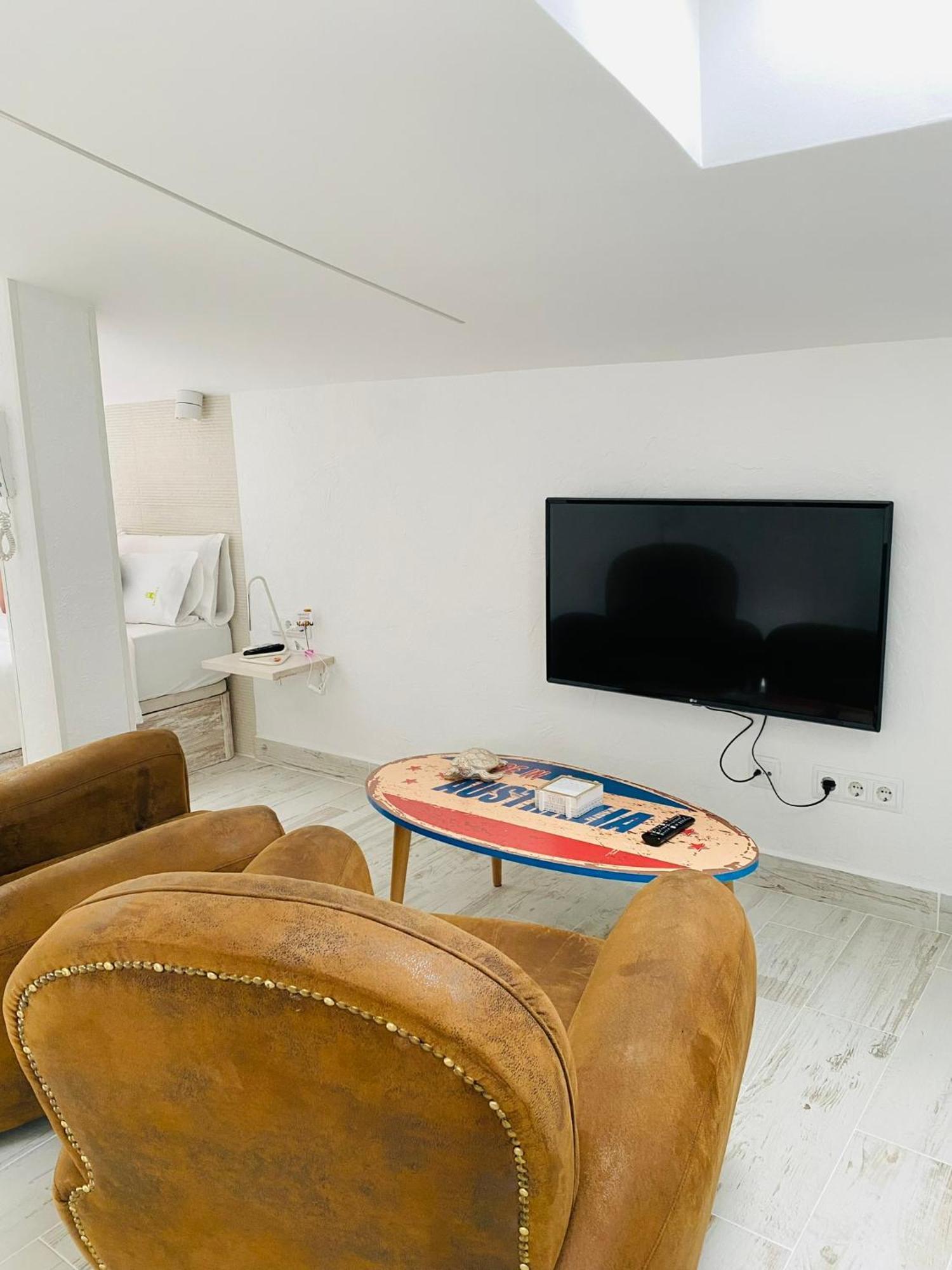 T-Homes - Cuenca Madrid Bagian luar foto